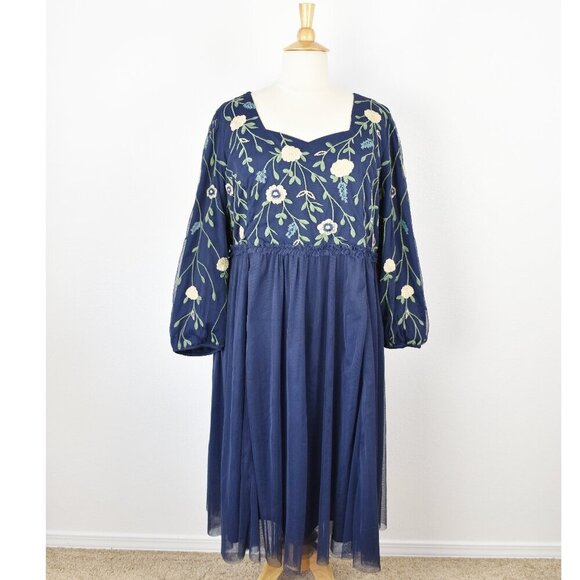 JessaKae Dresses & Skirts - JessaKae Leah Dress Floral Embroidered - 4x